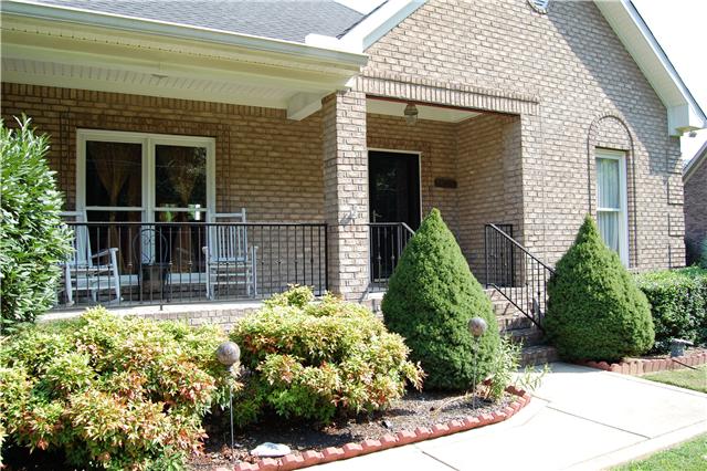 1981 Shell Road Hendersonville, TN 37075 - Photo 2 of 20 Welcome Home!