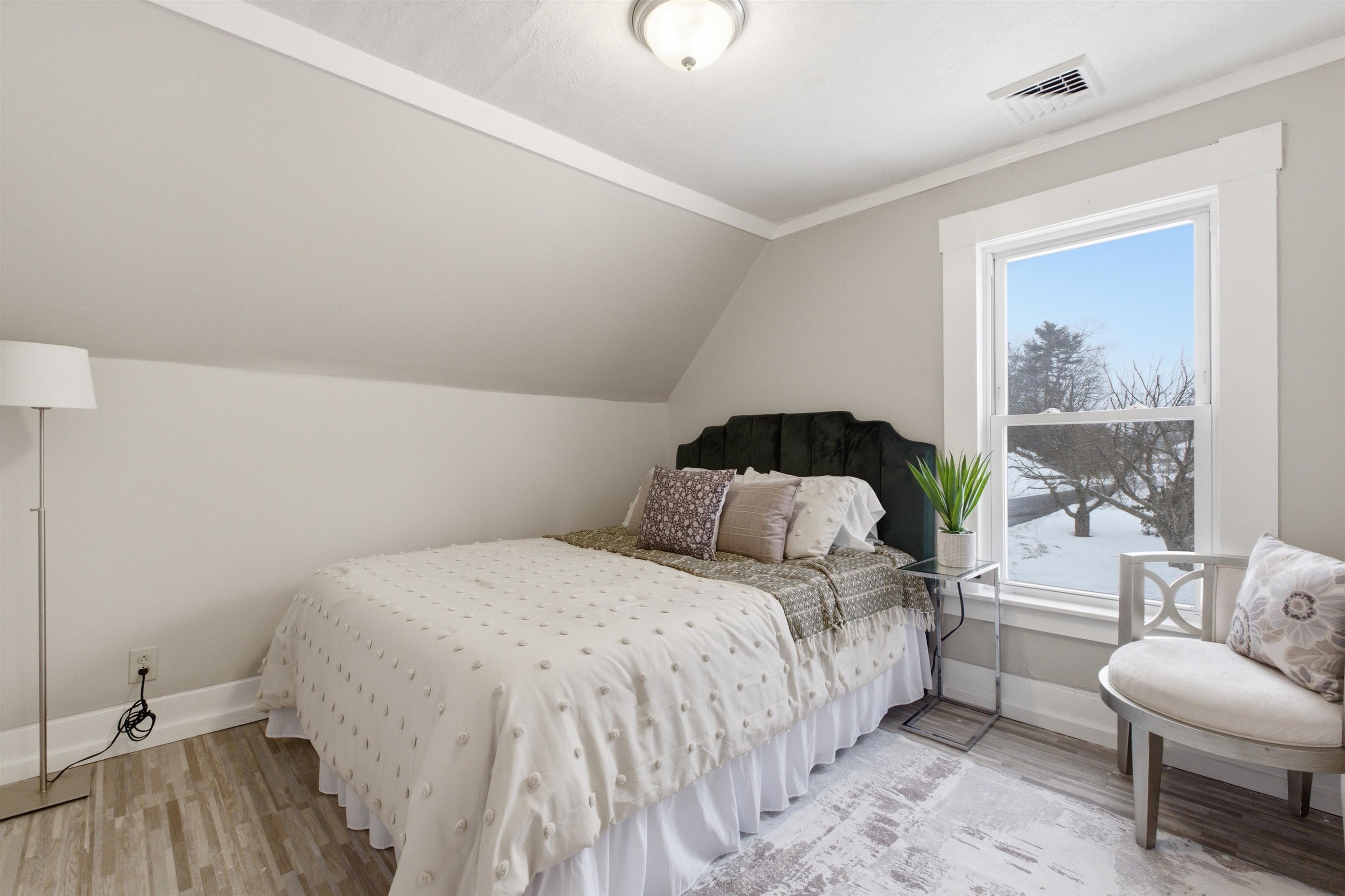 25 Wyman Street Derry, NH 03038 - Photo 16 of 24