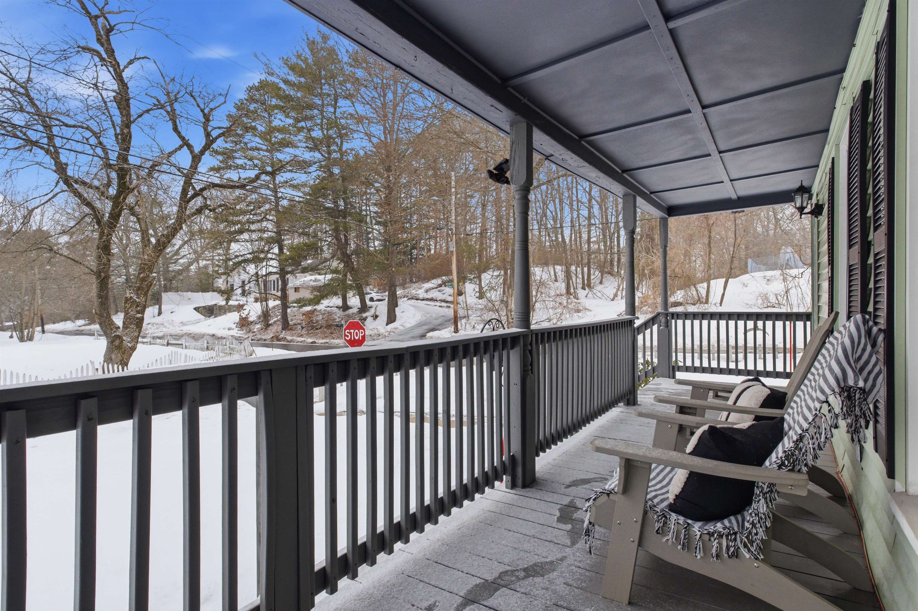 25 Wyman Street Derry, NH 03038 - Photo 4 of 24