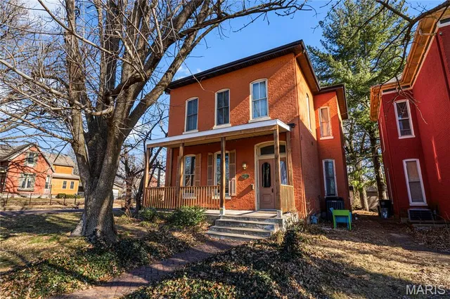 $239,900 | 402 Abend Street, Belleville, IL 62220