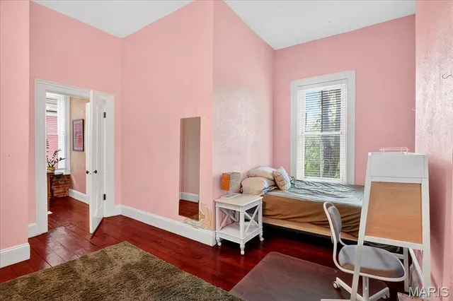 $239,900 | 402 Abend Street, Belleville, IL 62220