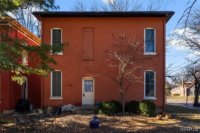 $239,900 | 402 Abend Street, Belleville, IL 62220