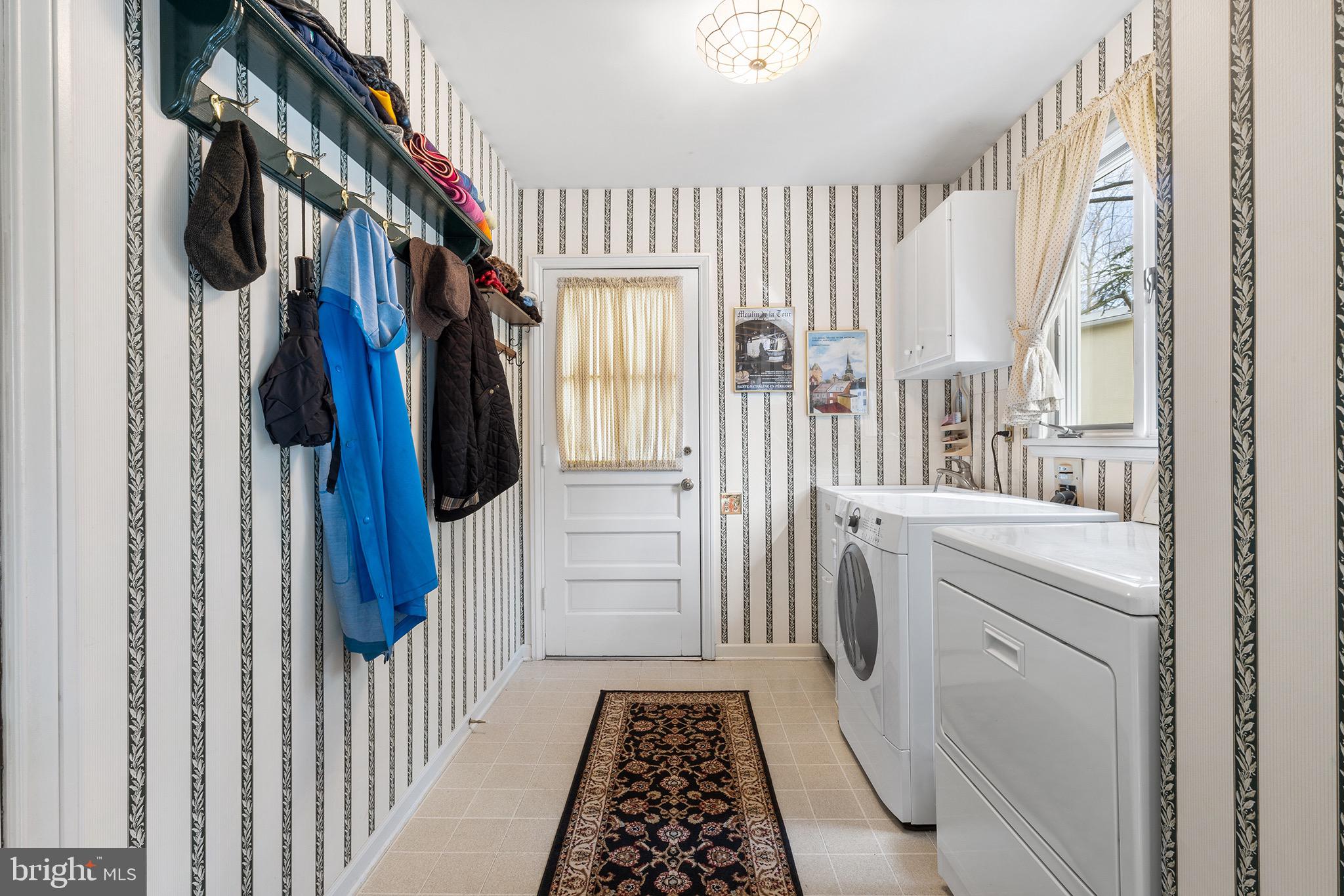 131 Woods Lane Wayne, PA 19087 - Photo 14 of 34