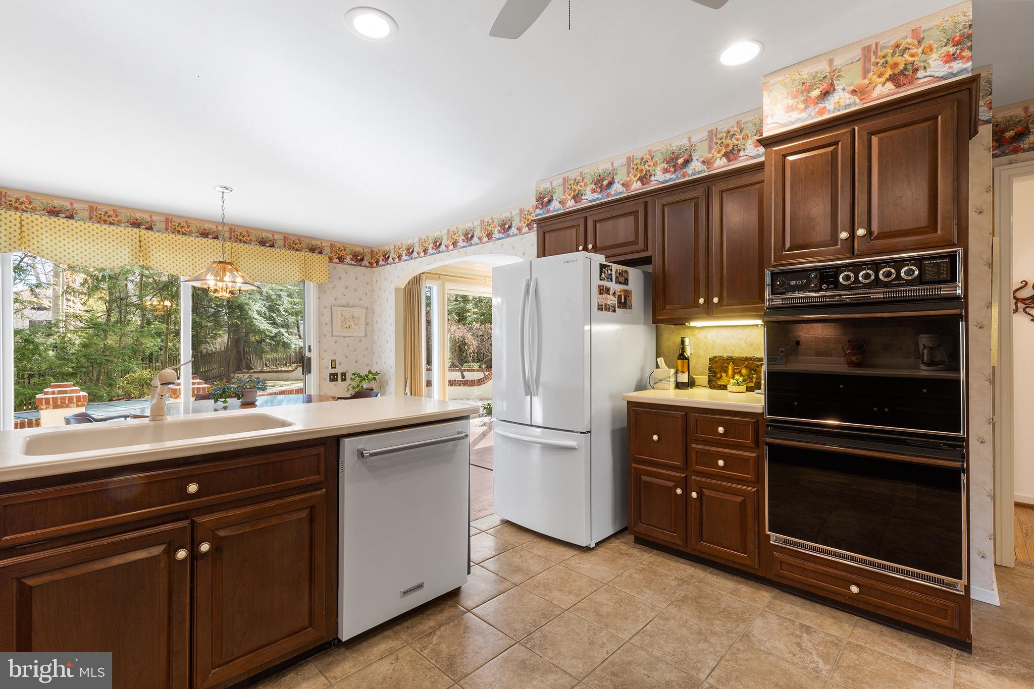 131 Woods Lane Wayne, PA 19087 - Photo 10 of 34