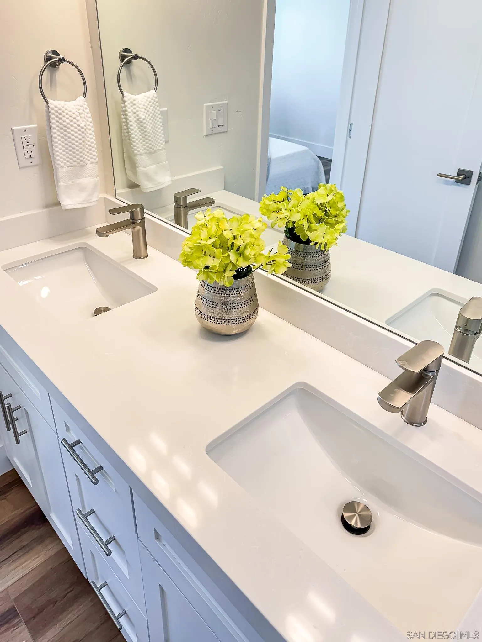154 Falls View Lane Oceanside, CA 92056 - Photo 23 of 45 a bathroom with a sink