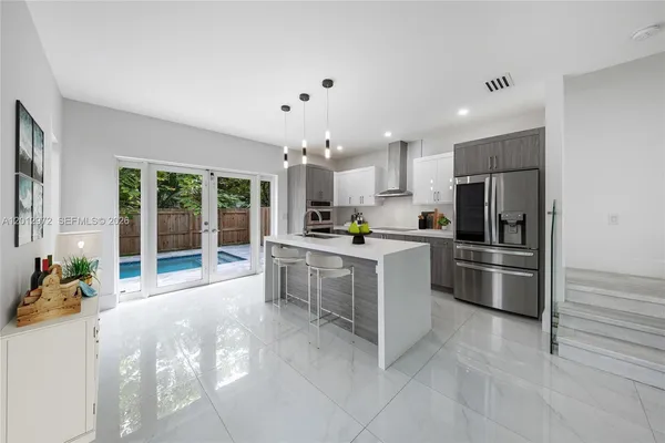 $10,000 | 3142 Carter Street, Unit 3142, Miami, FL 33133