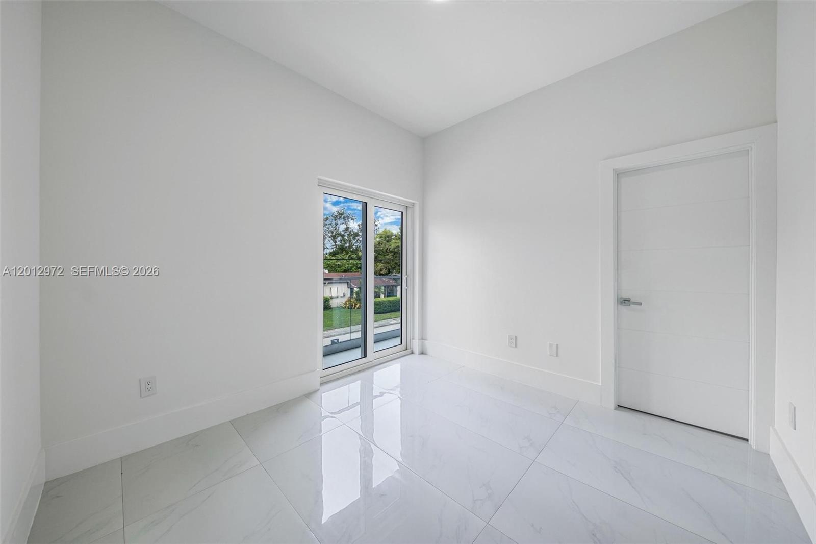 3142 Carter Street, Unit 3142 Miami, FL 33133 - Photo 26 of 41 Secondary bedroom