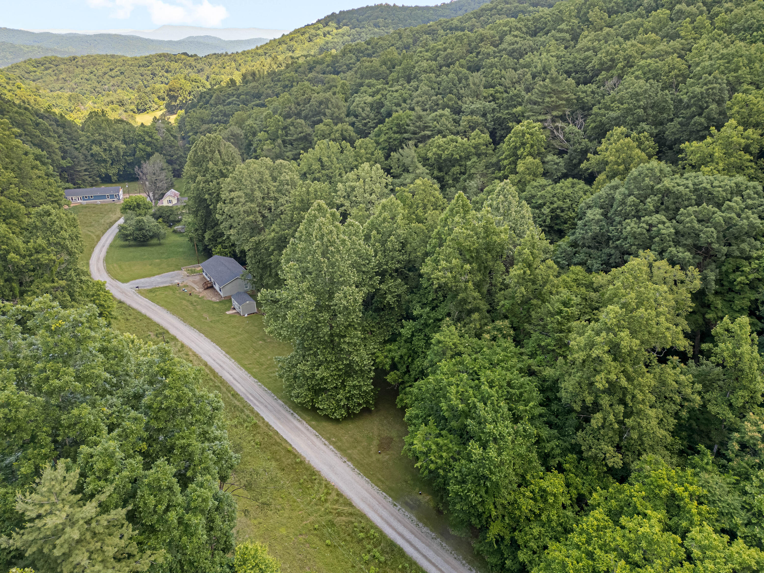 370 Ambrose Road Elliston, VA 24087 - Photo 55 of 63 elliston-54