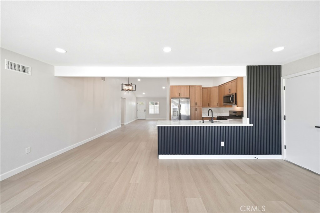 3073 Joshua Tree Road Riverside, CA 92503 - Photo 19 of 56