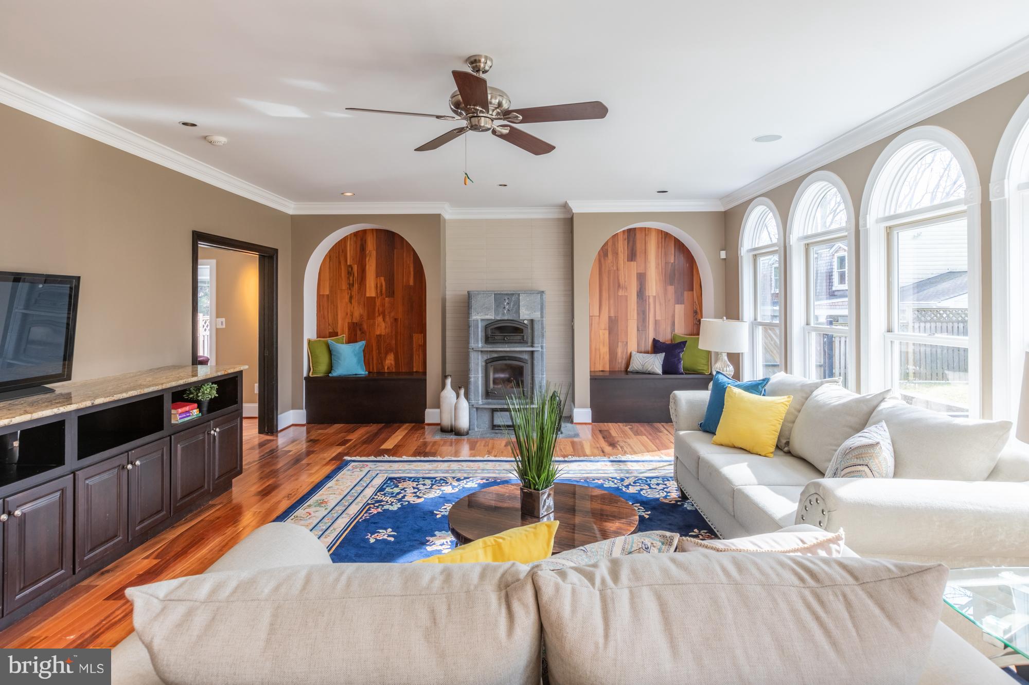 1111 McNeil Lane Silver Spring, MD 20905 - Photo 2 of 58 Gallery Image 2
