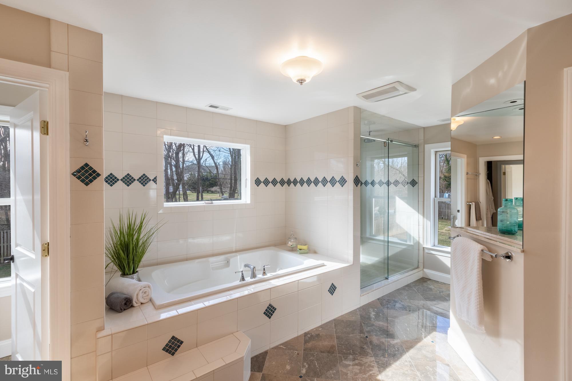 1111 McNeil Lane Silver Spring, MD 20905 - Photo 16 of 58 Gallery Image 16