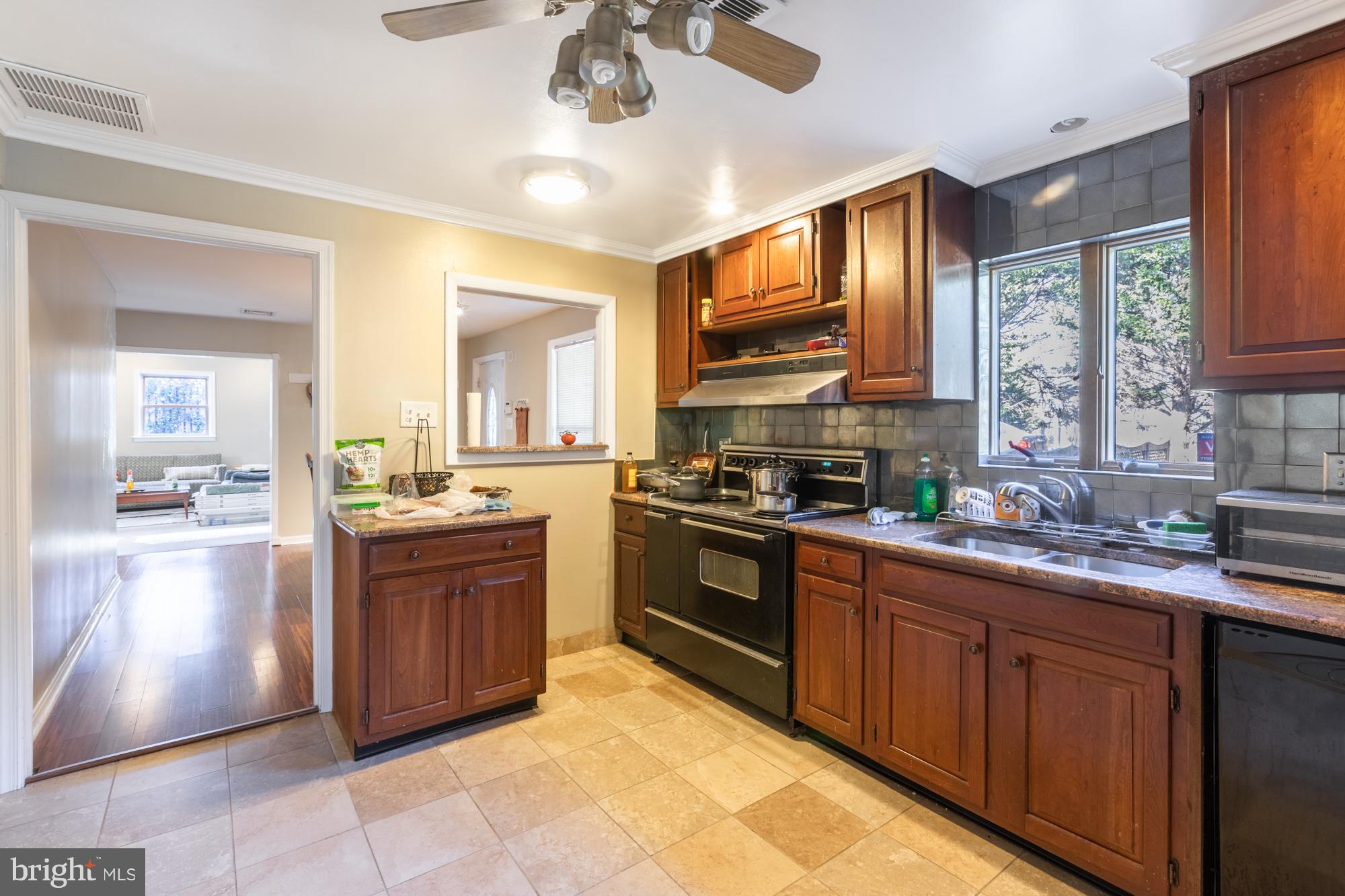 1111 McNeil Lane Silver Spring, MD 20905 - Photo 42 of 58 Gallery Image 42