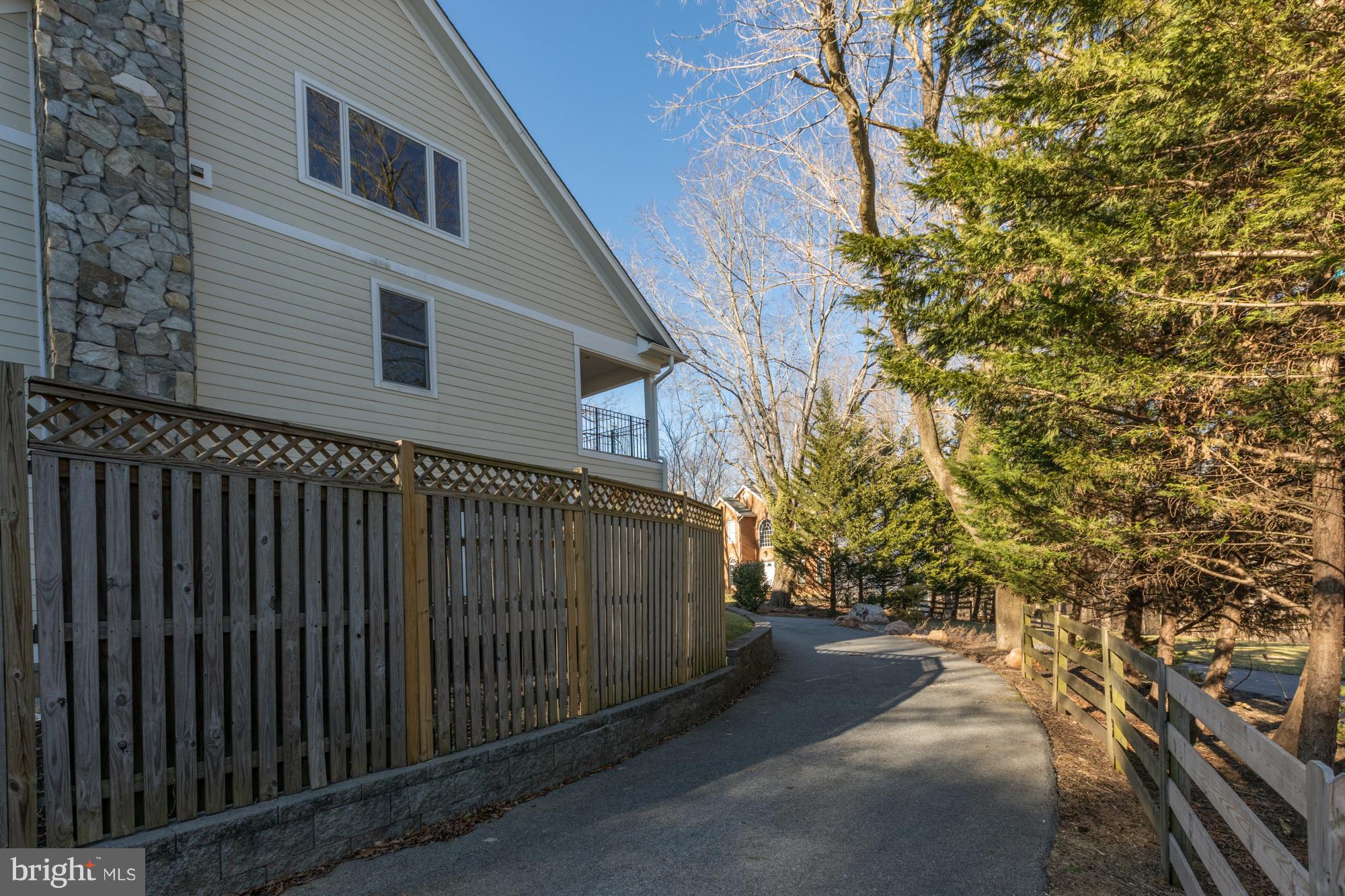 1111 McNeil Lane Silver Spring, MD 20905 - Photo 55 of 58 Gallery Image 55