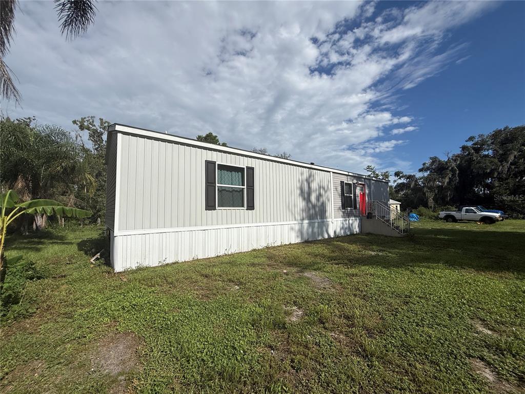 10305 Revell Road Parrish, FL 34219 - Photo 3 of 29 Gallery Image 3