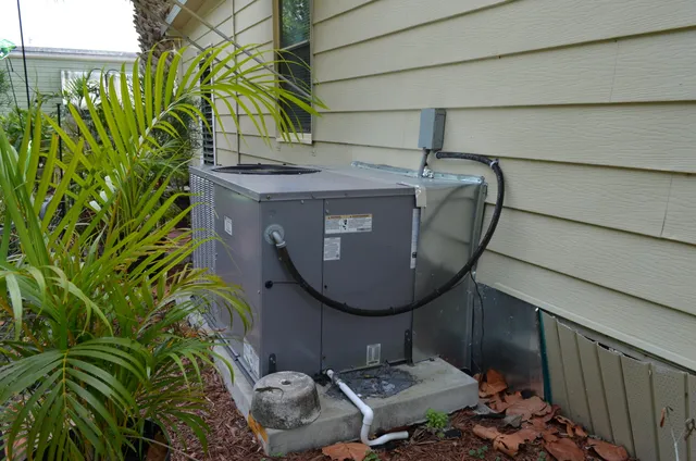 $210,000 | 8031 Southeast Homestead Avenue, Hobe Sound, FL 33455