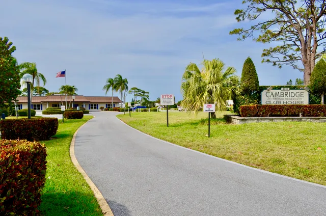 $210,000 | 8031 Southeast Homestead Avenue, Hobe Sound, FL 33455