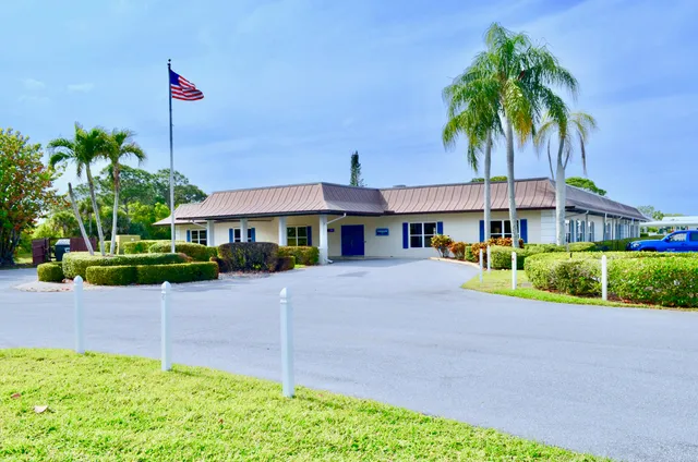 $210,000 | 8031 Southeast Homestead Avenue, Hobe Sound, FL 33455