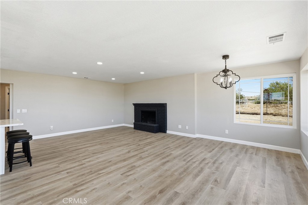 25735 Santa Rosa Road Apple Valley, CA 92308 - Photo 11 of 37