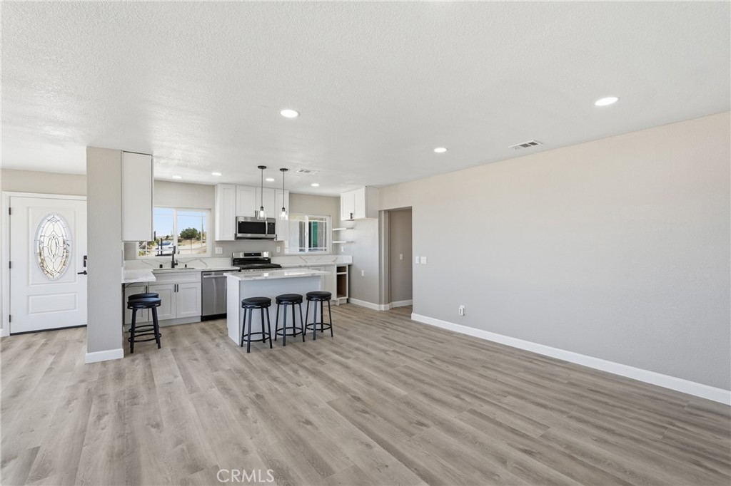 25735 Santa Rosa Road Apple Valley, CA 92308 - Photo 13 of 37
