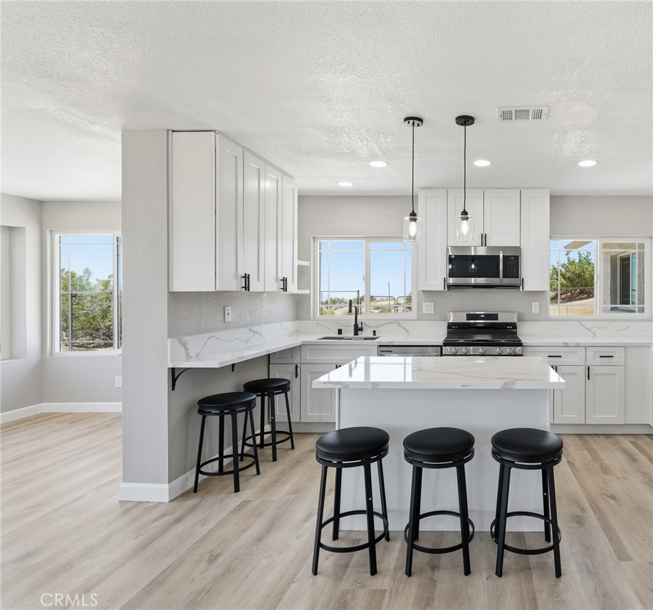 25735 Santa Rosa Road Apple Valley, CA 92308 - Photo 15 of 37