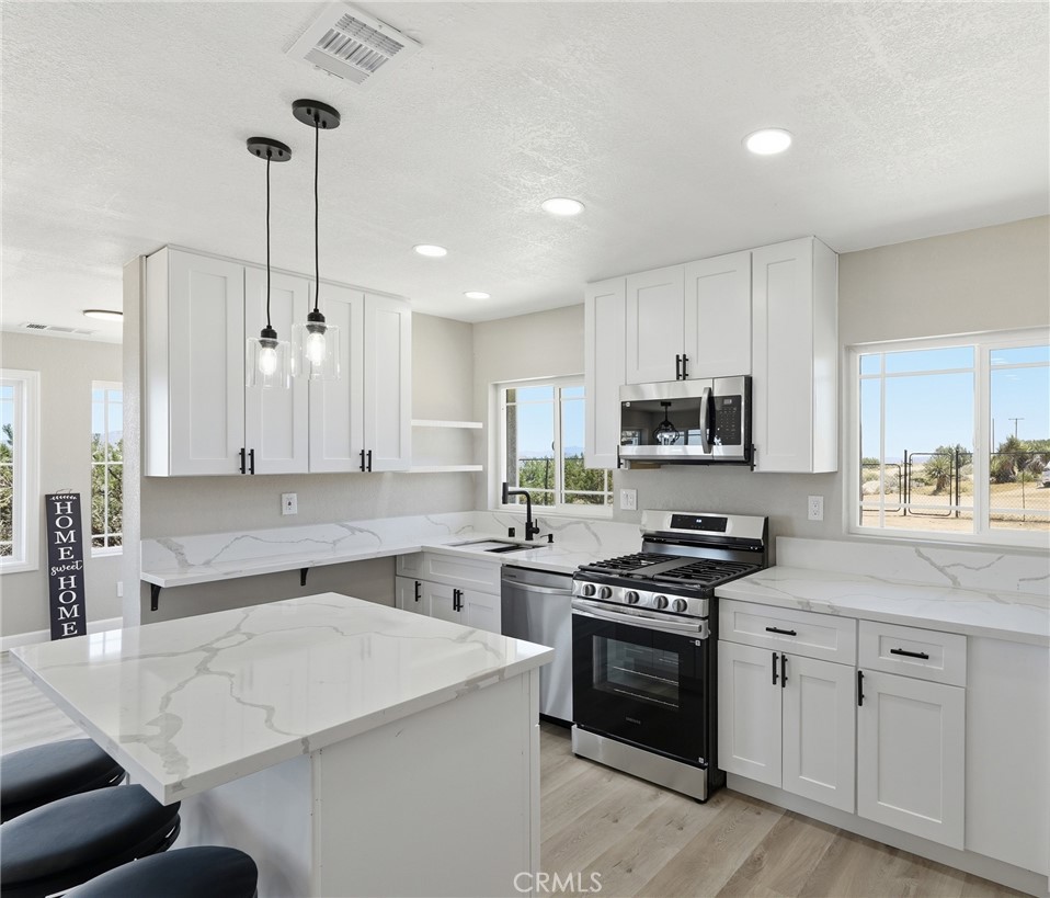 25735 Santa Rosa Road Apple Valley, CA 92308 - Photo 16 of 37