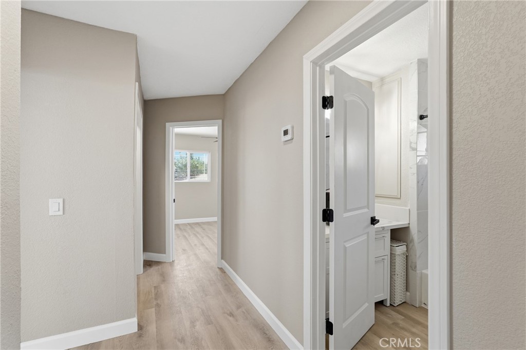 25735 Santa Rosa Road Apple Valley, CA 92308 - Photo 19 of 37 Hall