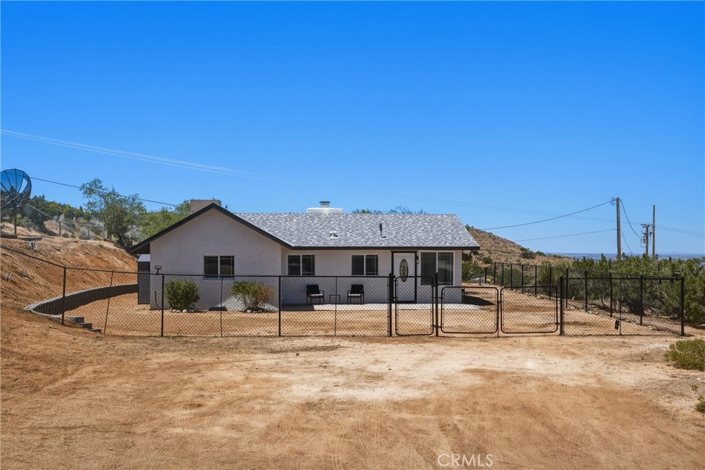 25735 Santa Rosa Road Apple Valley, CA 92308 - Photo 3 of 37
