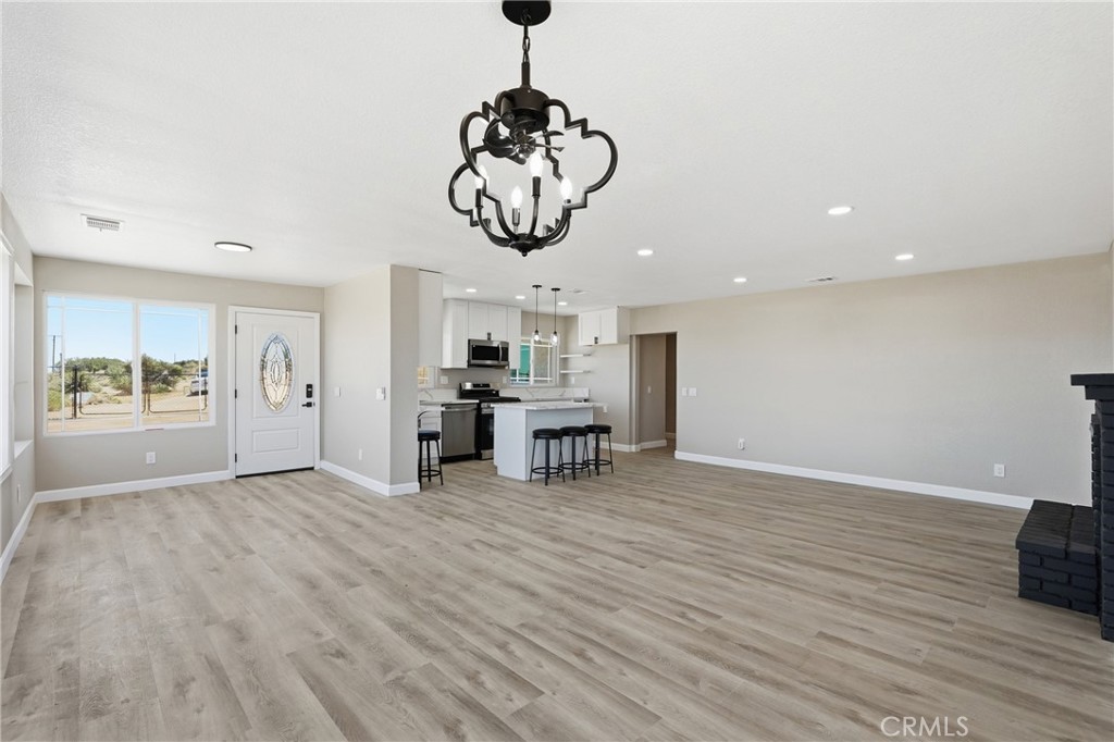 25735 Santa Rosa Road Apple Valley, CA 92308 - Photo 9 of 37