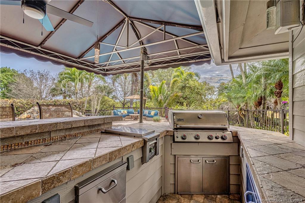 166 Southwest Thrasher Way Stuart, FL 34997 - Photo 35 of 53 Gallery Image 35