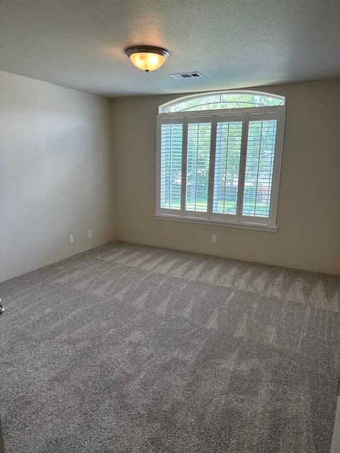 935 West Harbeck Road Grants Pass, OR 97527 - Photo 16 of 27 thumbnail_IMG_2728