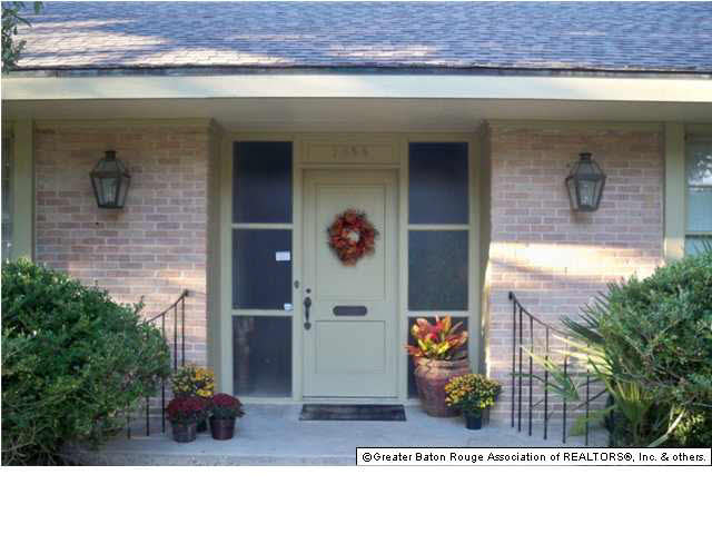 7555 Boyce Drive Baton Rouge, LA 70809 - Photo 2 of 16 Gallery Image 2