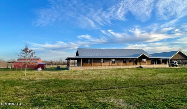 $549,000 | 299 Highway 569, Ferriday, LA 71334