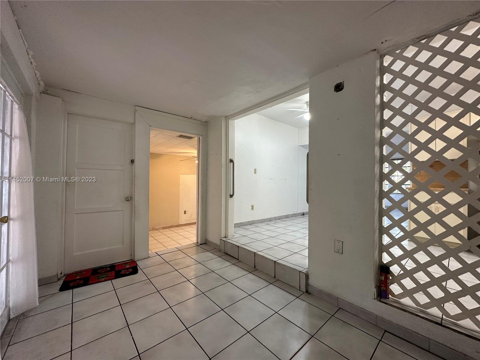 West Flagler Miami, FL 33135 - Photo 24 of 46 a view of an empty room