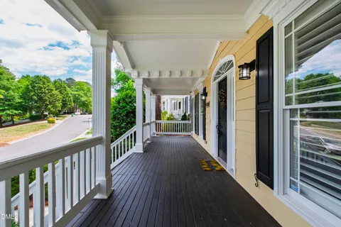 $675,000 | 113 Curley Maple Court, Apex, NC 27502