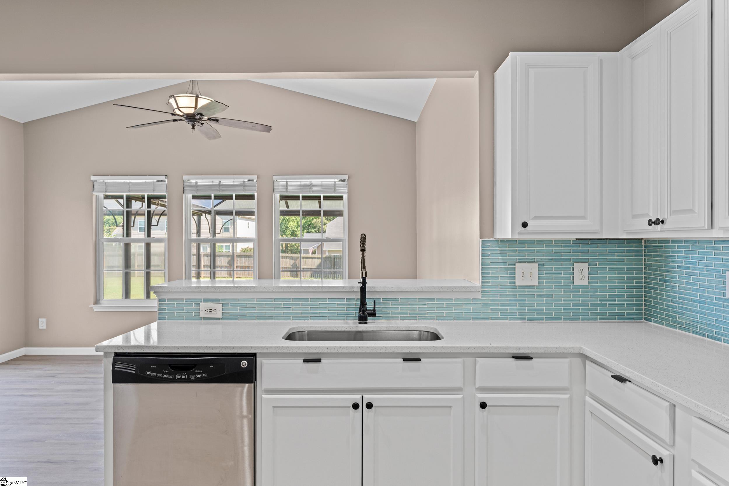 424 Sweeny Court Boiling Springs, SC 29316 - Photo 17 of 50 Gallery Image 17