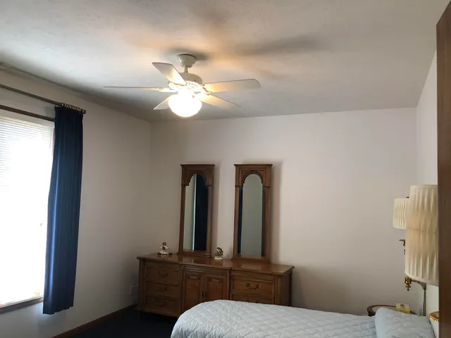 $375,000 | 1900 Terrace Drive, Newton, KS 67114