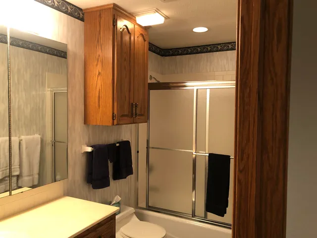 $375,000 | 1900 Terrace Drive, Newton, KS 67114