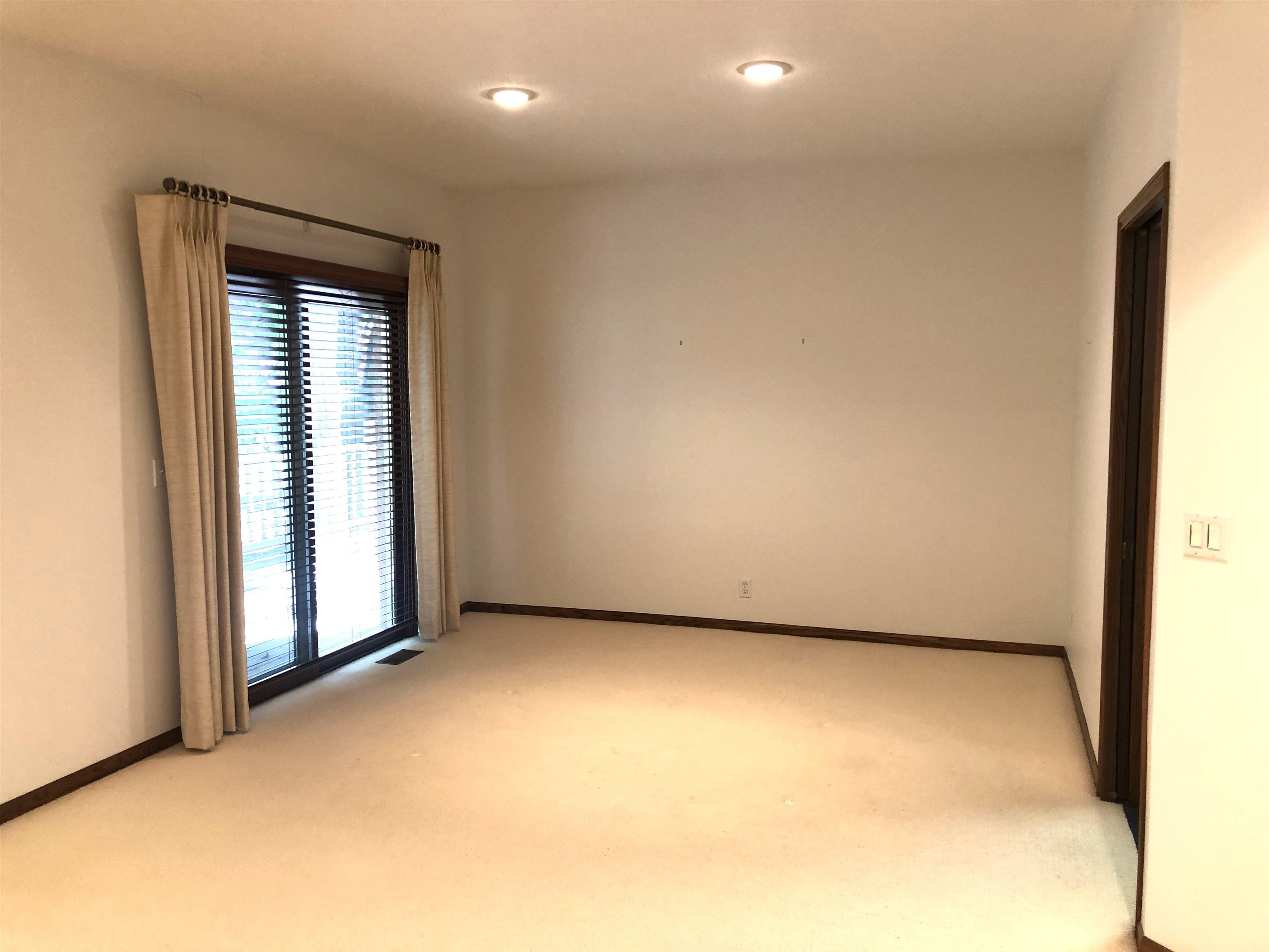 1900 Terrace Drive Newton, KS 67114 - Photo 6 of 29