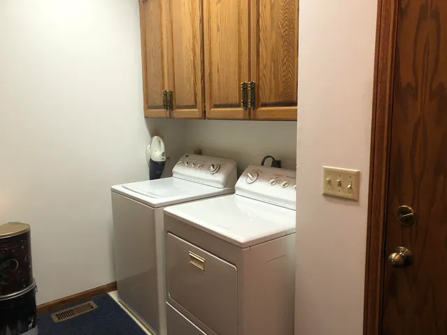 $375,000 | 1900 Terrace Drive, Newton, KS 67114