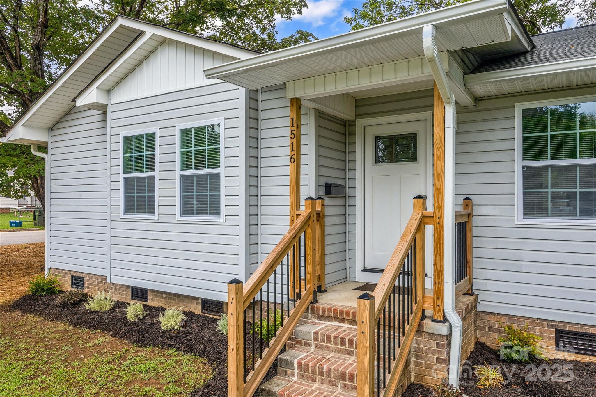 1516 Ellen Avenue Rock Hill, SC 29732 - Photo 2 of 27