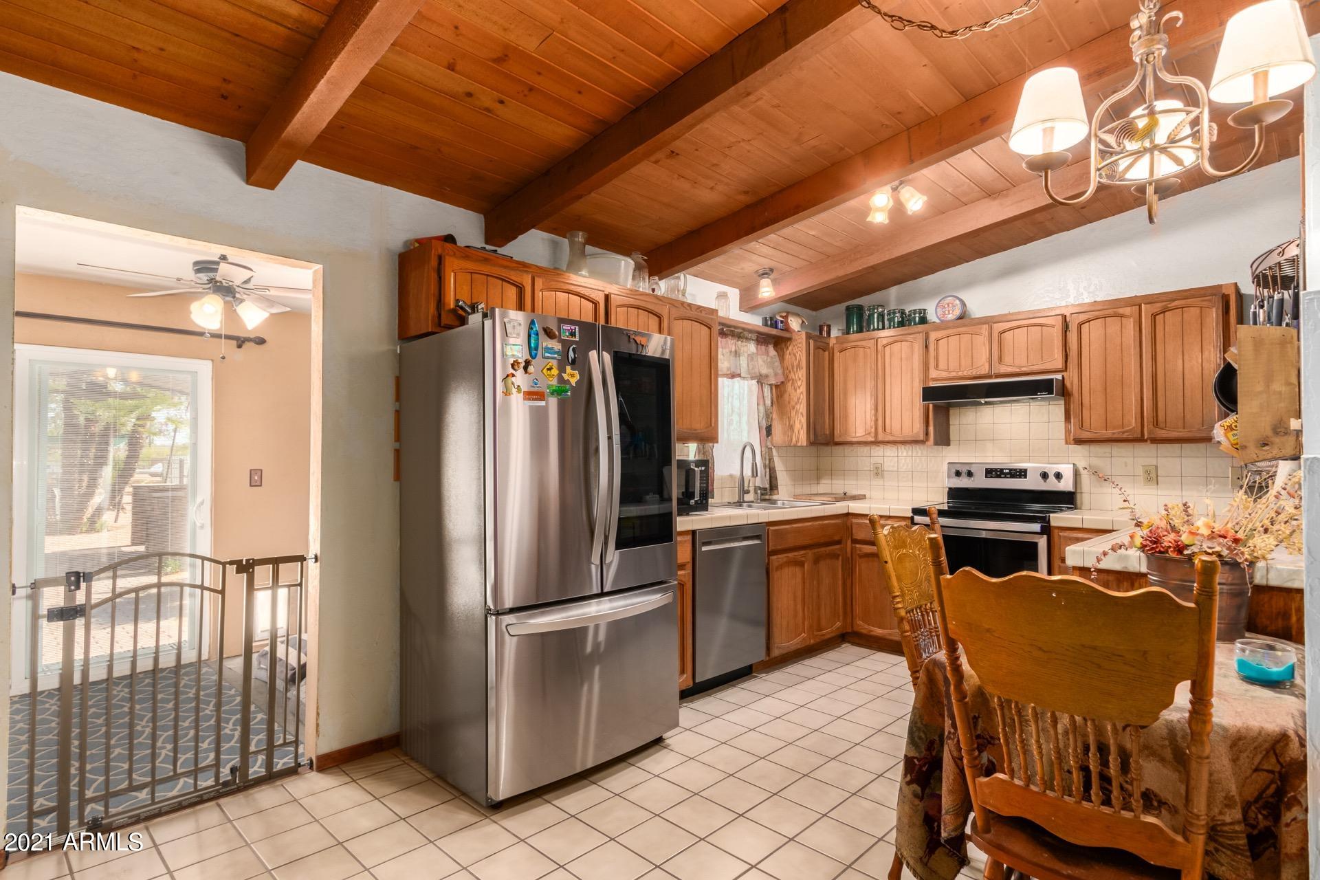1201 East Cloud Road Phoenix, AZ 85086 - Photo 8 of 28 09-Cloud