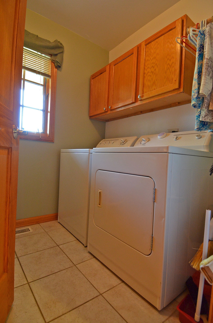 1974 North 3189th Road Ottawa, IL 61350 - Photo 12 of 34