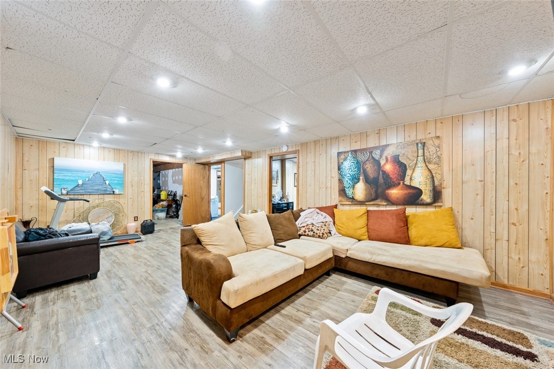 4245 Ridgeview Road Cleveland, OH 44144 - Photo 23 of 40 Gallery Image 23