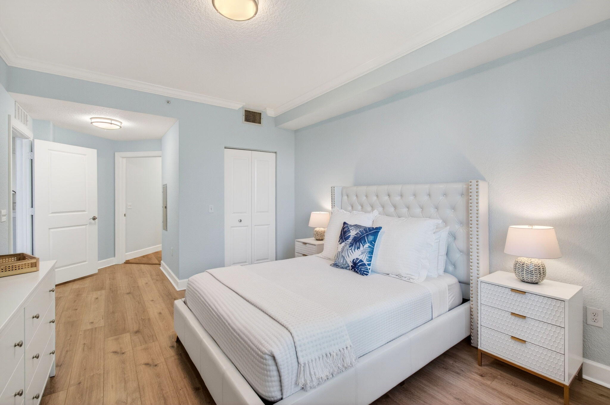 1660 Renaissance Commons Boulevard, Unit 2207 Boynton Beach, FL 33426 - Photo 18 of 51 37-web-or-mls-DSC_6609