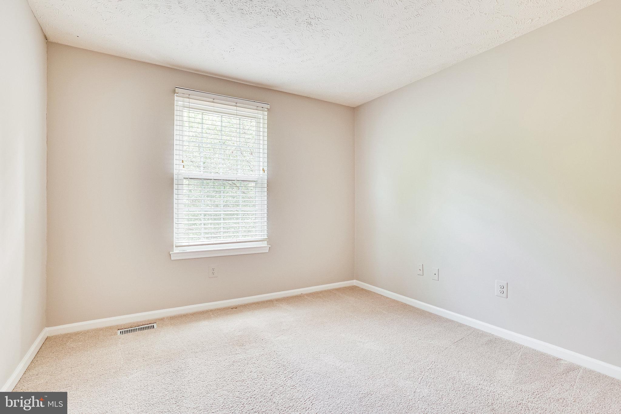 1603 Autumn Ridge Circle Reston, VA 20194 - Photo 22 of 37