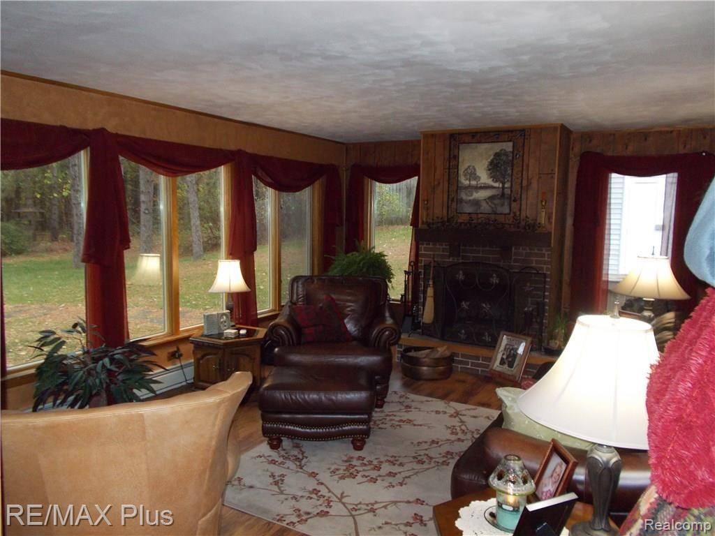 6045 Cyclone Road Otter Lake, MI 48464 - Photo 2 of 16 DSCN4118.JPG