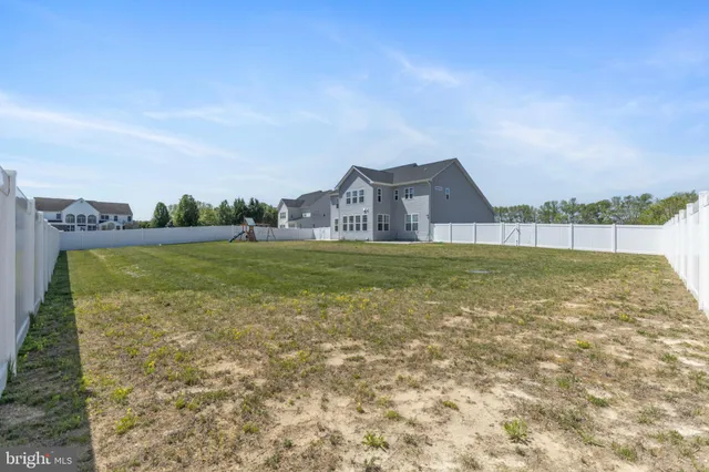 $585,000 | 252 Hampton Hills Drive, Camden Wyoming, DE 19934