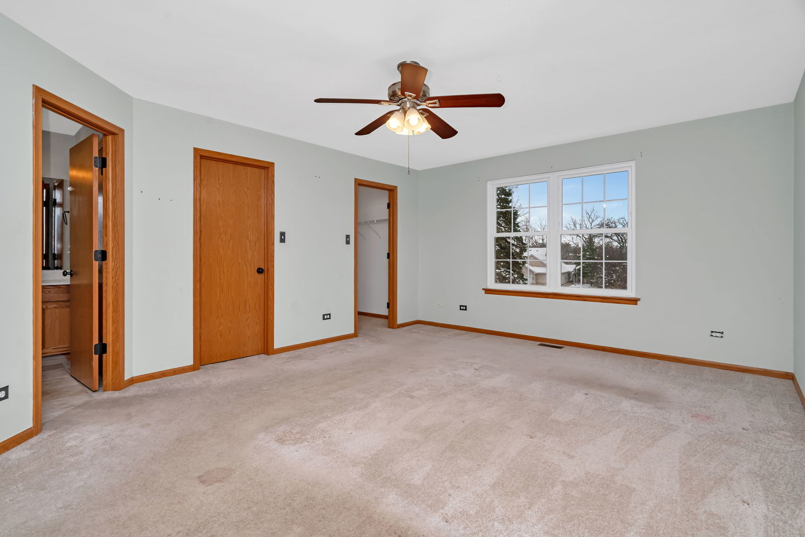 936 Treeline Court Lockport, IL 60441 - Photo 16 of 33 a view of an empty room with a window