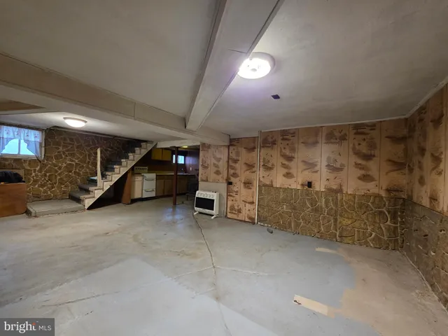 $265,000 | 318 South Washington Street, Berkeley Springs, WV 25411