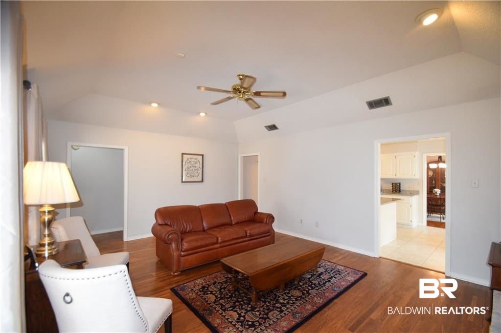 852 West Briar Court Mobile, AL 36609 - Photo 33 of 40